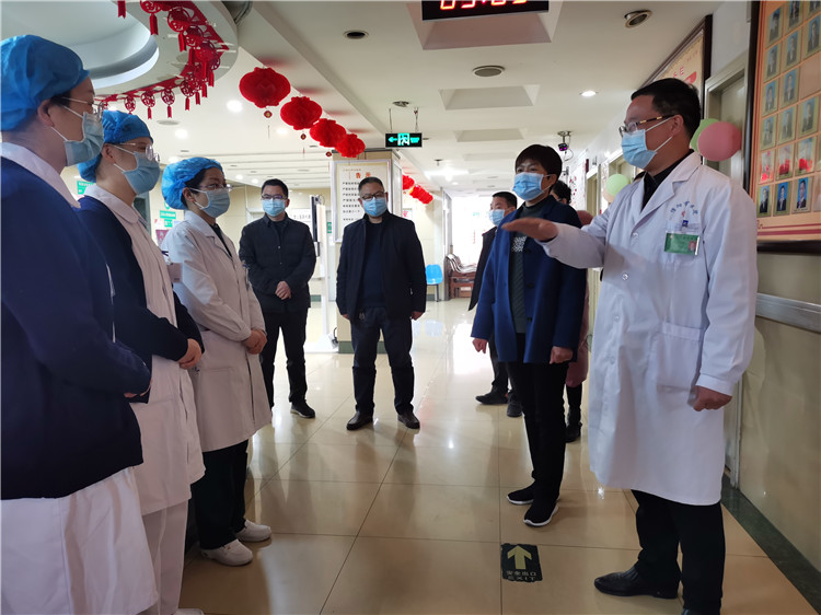 牛年首個工作日，市中醫(yī)院開啟“奮斗模式”